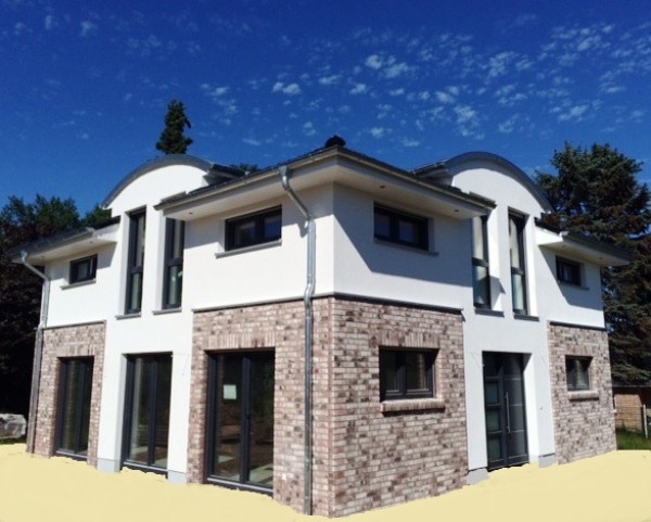 moderne Stadtvilla mit Kombifassade